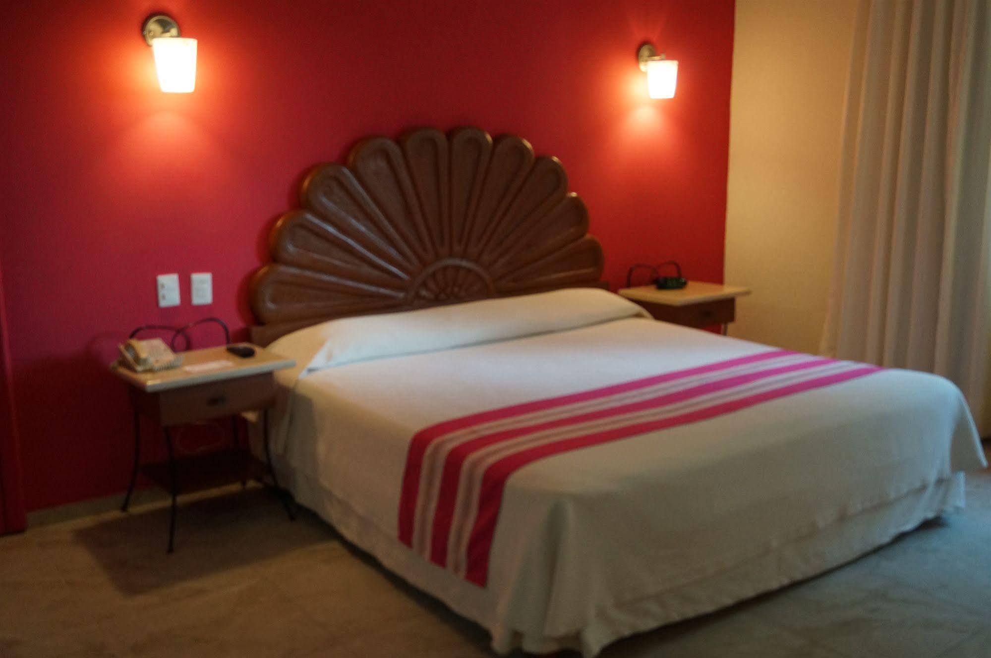 Hotel Margaritas Cancún Esterno foto